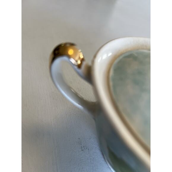 Hand Painted Porcelain Sugar Or Honey Bowl Lid Blue Pink Roses Gold Trim Signed - Picture 6 of 16